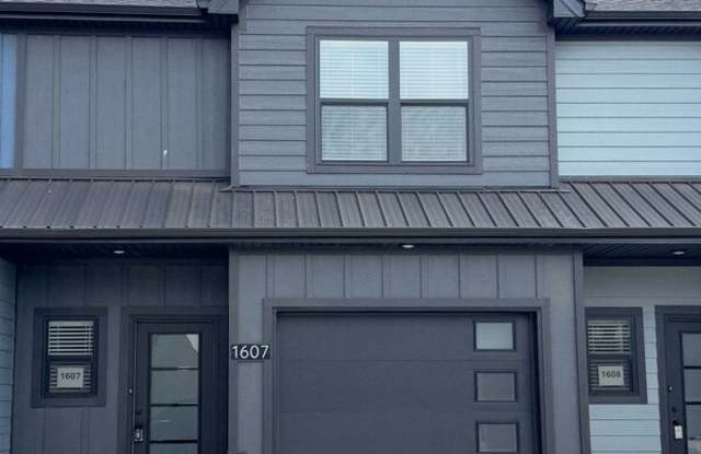 1607 Jonathan Wade Circle photos photos