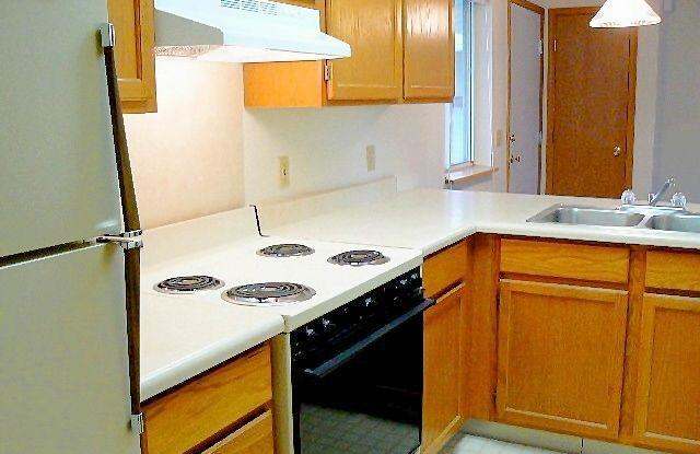 1526 Lake Elmo Drive Gallery 2