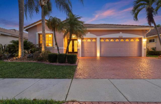7835 NW 78th Avenue photos photos