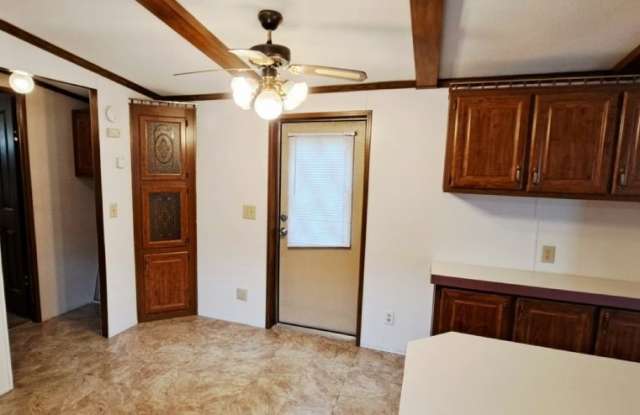 806 Bridge Street photos photos