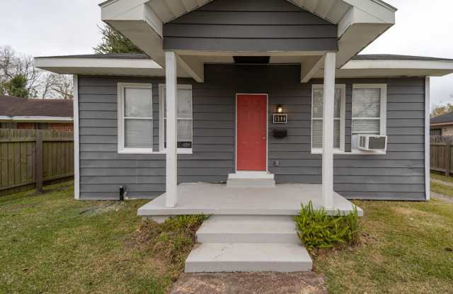 Little gem in 77005! Move in ready! photos photos