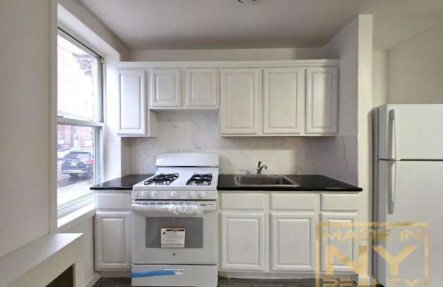 36-20 Parsons Boulevard photos photos