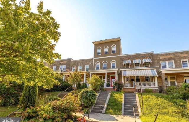 Charming 3BR Townhome in Washington, DC photos photos