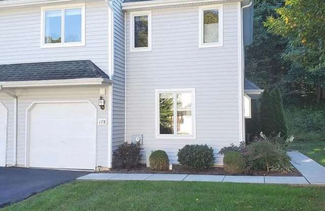 House for Rent in Kennett Square photos photos