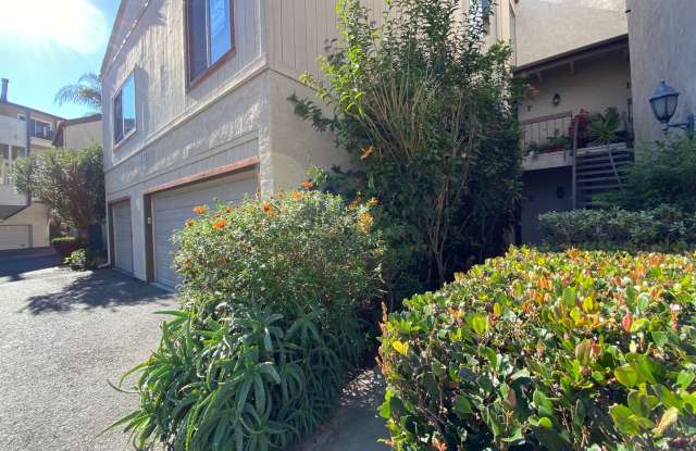 Spacious 2 Bedroom/ 2 Bath in the Highly Desired Tropical Setting of Windsong Cove Community of Carlsbad - 4021 Layang Layang Circle, Carlsbad, CA 92008