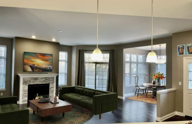 Rare The Glen in Greenfield Ranch Condo for Rent - 11760 West Glen Way, Greenfield, WI 53228