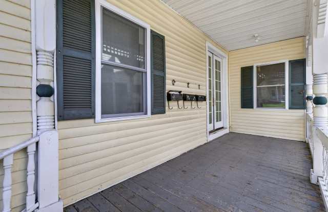 111 Laurel Hill Avenue Gallery 4