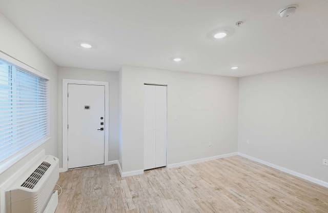 The Hedge Apartments photos photos The Hedge Apartments photos photos