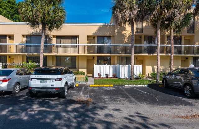 2931 SW 87th Ter photos photos