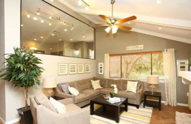 1813 Spyglass Dr photos photos