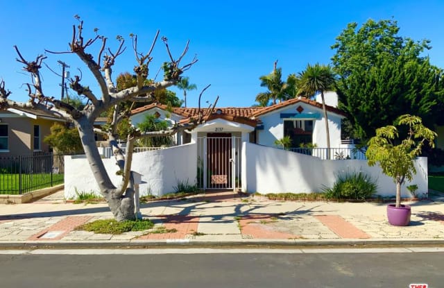 2137 GLYNDON Avenue - 2137 Glyndon Avenue, Los Angeles, CA 90291