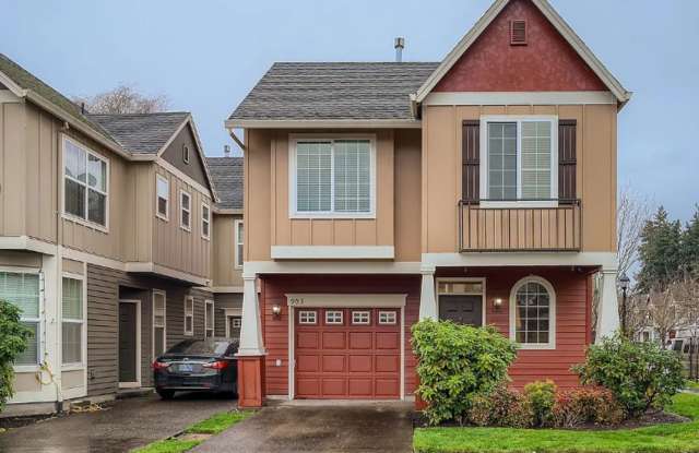 Beautiful 3 BD | 2.5 BA | Single Family Home | Located in Hillsboro's Arbor Roses Community | Spectacular Location! photos photos