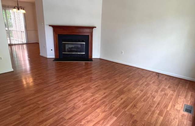 4245 VALS WAY Gallery 2