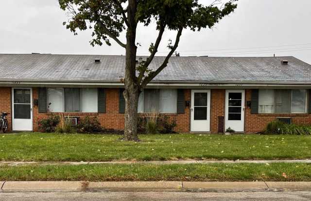 2 bedroom ranch style apartment photos photos