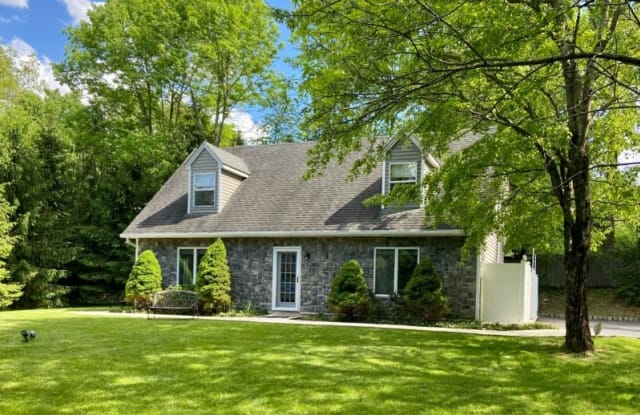11 Sutton Road - 11 Suttons Road, Hunterdon County, NJ 08833