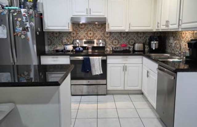 810 Sandtree Drive, Palm Beach Gardens, FL 33403 photos photos