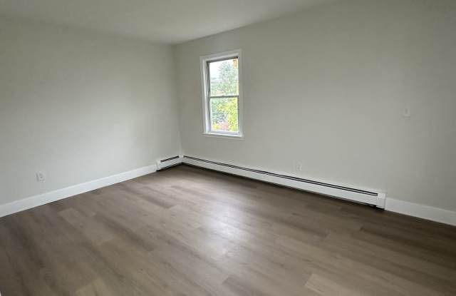 281 Belmont Ave photos photos