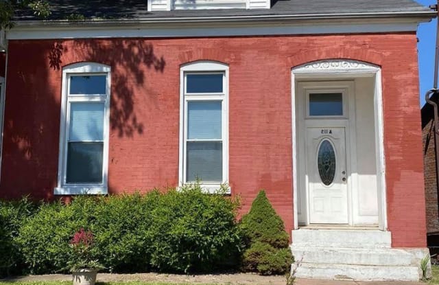 511 North ILLINOIS Street - 511 North Illinois Street, Belleville, IL 62220