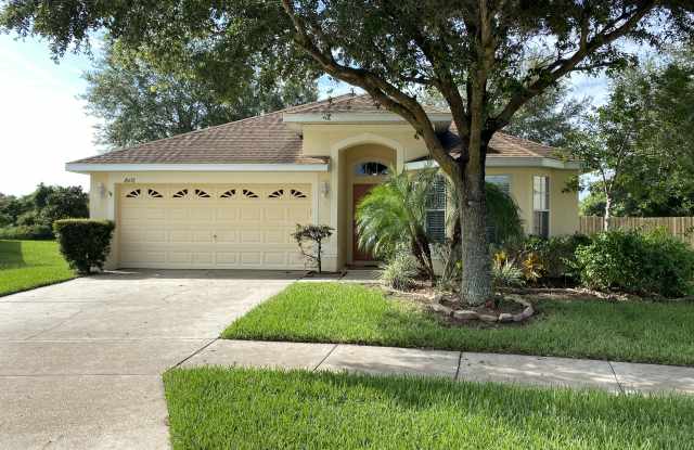 18438 Fish Loop Gallery 2