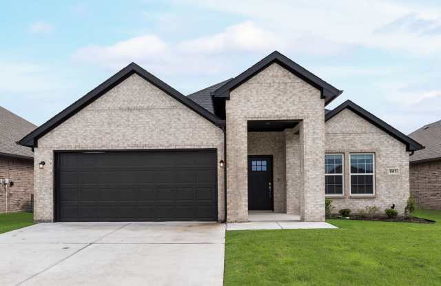 Contemporary Comfort Awaits in Greenville, TX photos photos