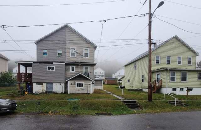 825 4th Street - 825 4th Street, Cambria County, PA 15904