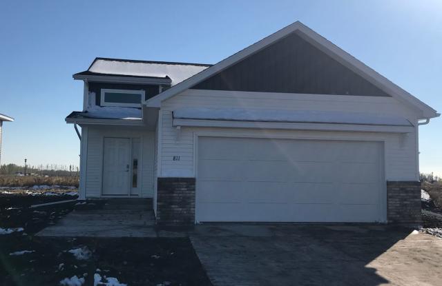 811 Cathy Dr W photos photos