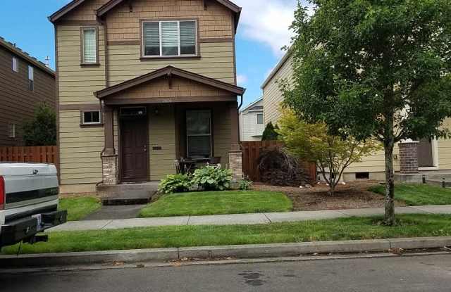 Spacious 3-Bedroom, 2.5-Bath Home in a Convenient Location! photos photos