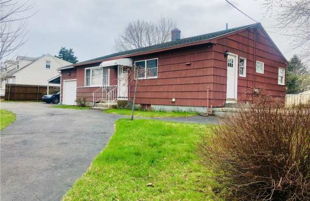 198 Meloy Road - 198 Meloy Road, West Haven, CT 06516