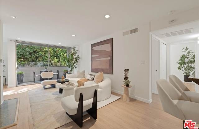 429 N Oakhurst Dr unit: 203 photos photos