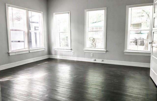 4318 Montie Street Gallery 3