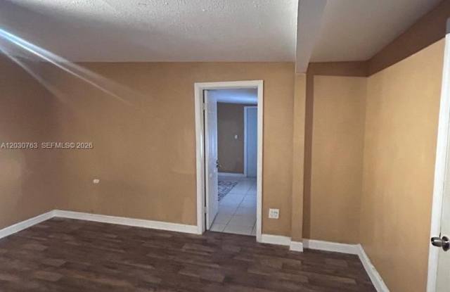 2300 NW 64th Ave photos photos