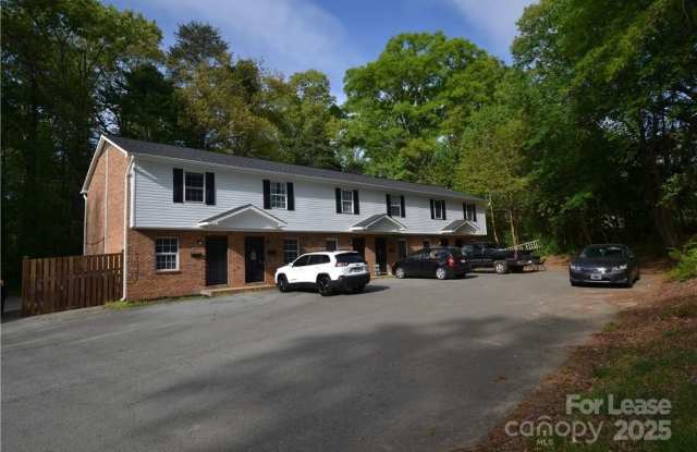 118 Ethel Drive unit: 3 photos photos