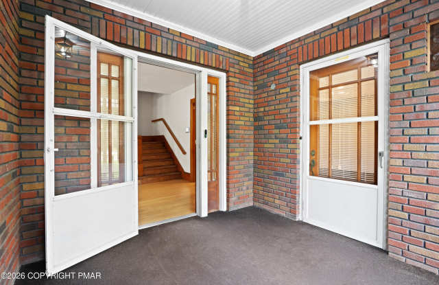 2780 Rimrock Drive Gallery 2