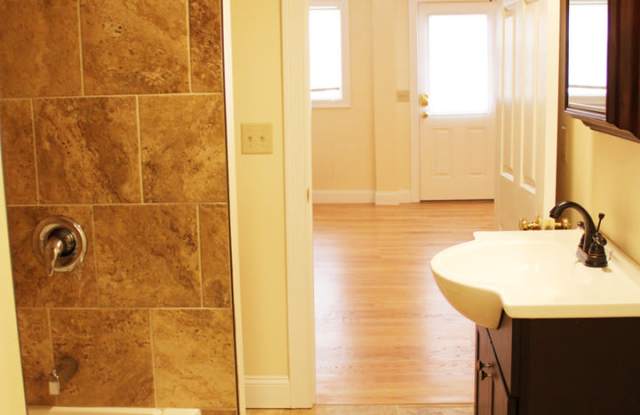 153 North Winooski Ave photos photos