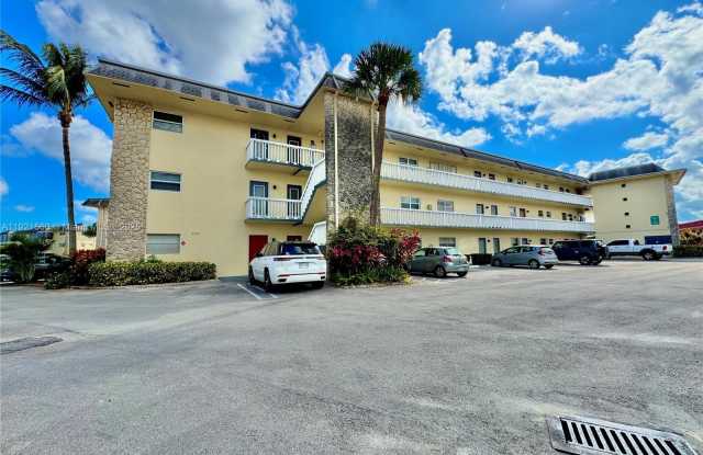 4431 NW 16th St - 4431 Northwest 16th Street, Lauderhill, FL 33313