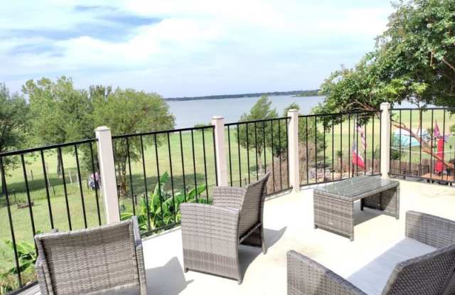 508 Longshore Dr Gallery 4