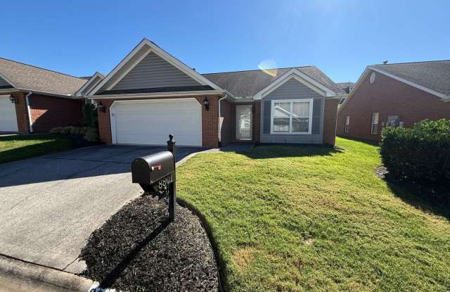 8801 Carriage House Way Knoxville TN  37923 Gallery 1