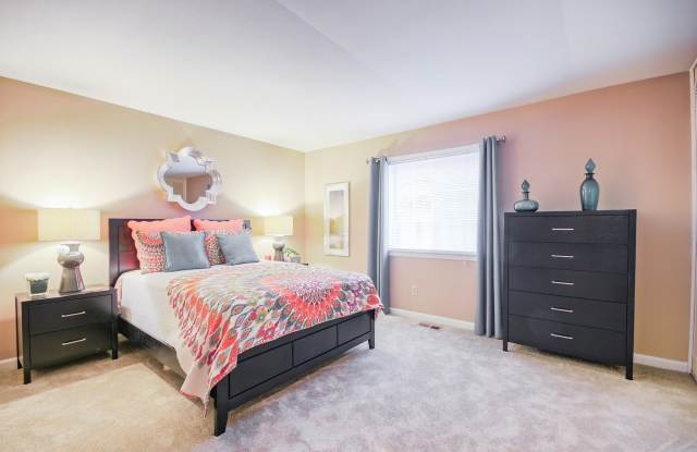 Chateau de Ville Apartments Gallery 3