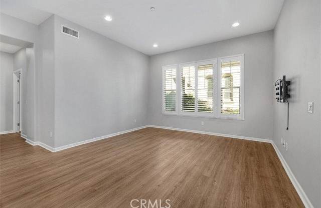 219 Primrose Drive Gallery 3