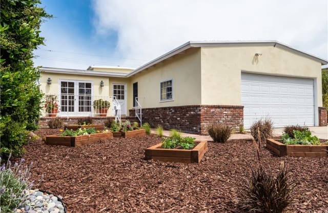 7437 W 82nd Street - 7437 West 82nd Street, Los Angeles, CA 90045