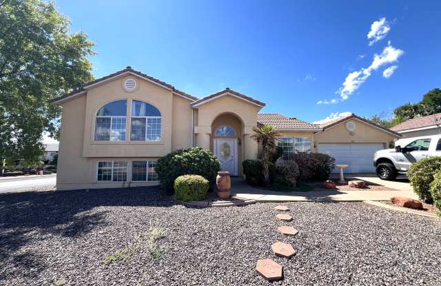 390 E 765 S photos photos