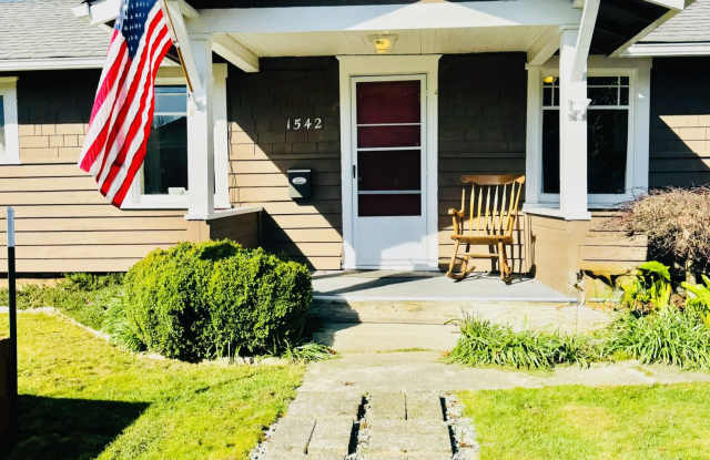 1542 South Oakes Street photos photos