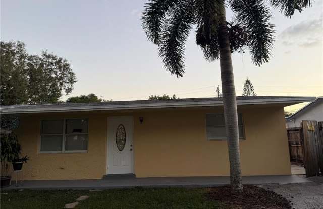 9460 SW 52nd St - 9460 Southwest 52nd Street, Cooper City, FL 33328