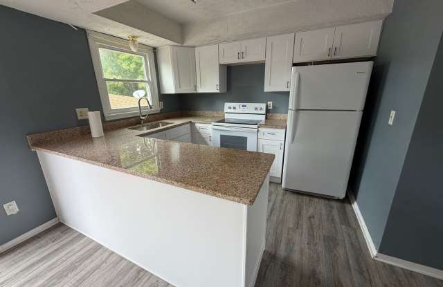 2 Bedroom, 1.5 Bath Condo in Centerville School District! Gallery 4