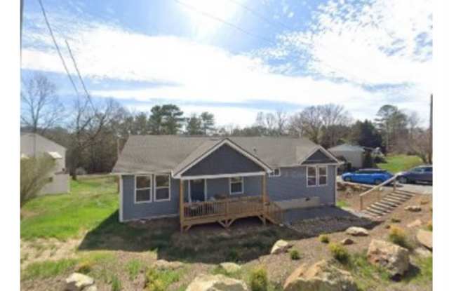 136 Locust Grove Road - 136 Locust Grove Road, Buncombe County, NC 28787