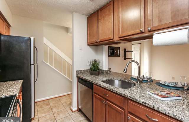 3044 OHARA PLACE Gallery 4