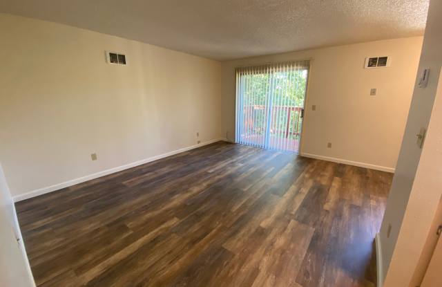 3367 Ratcliff Lane SE Gallery 2