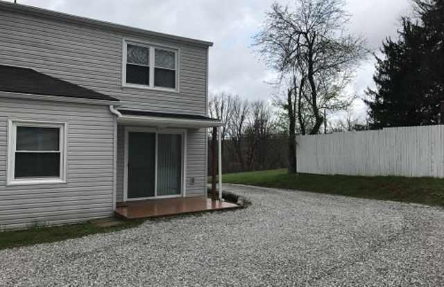 67179 Warnock Saint Clairsvi Road Gallery 2