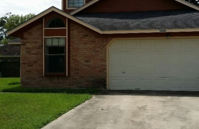 5005 McAnelly - 5005 McAnelly Drive, Beaumont, TX 77708