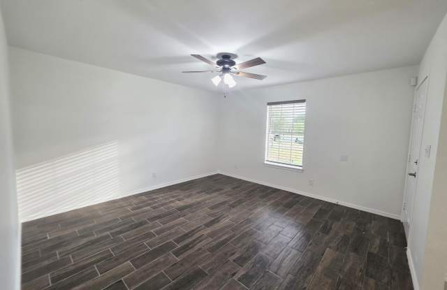 8438 North 18th Lane - 1 Gallery 4